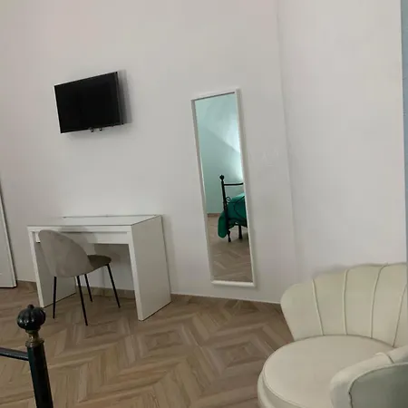 A Casa Re Nonni Daire Napoli
